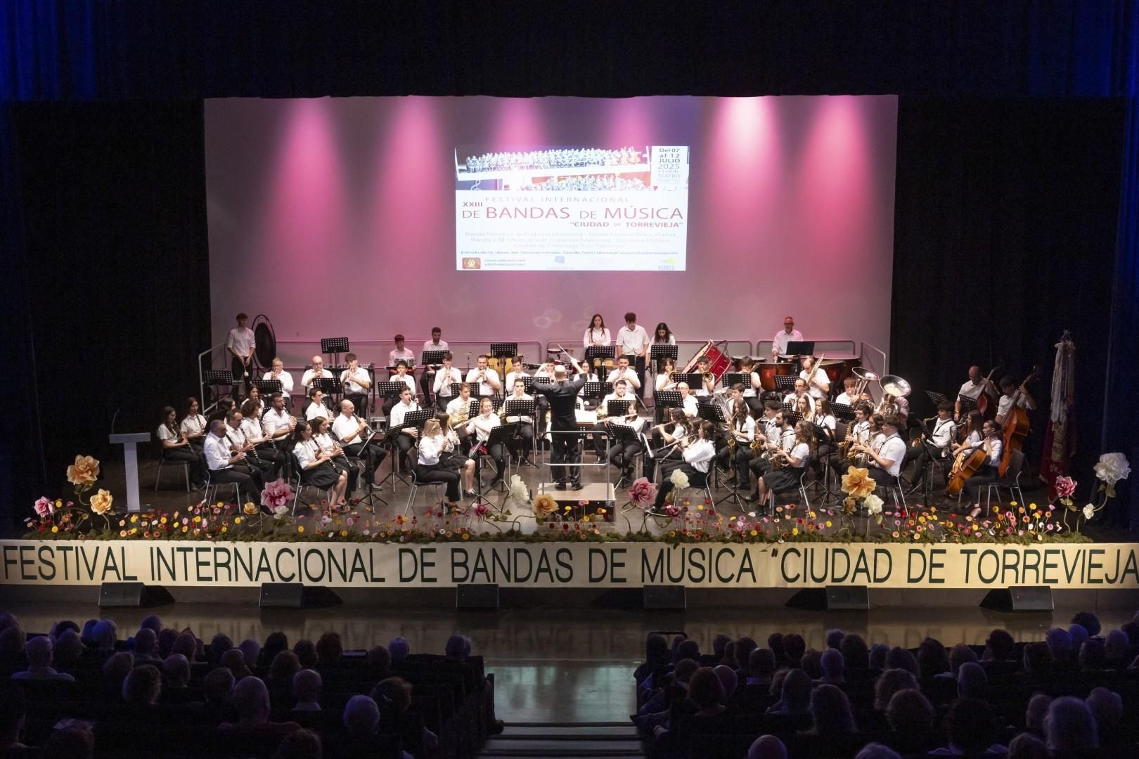Las bandas de música de Paiporta y Catarroja, protagonistas del Festival Internacional de Bandas Ciudad de Torrevieja