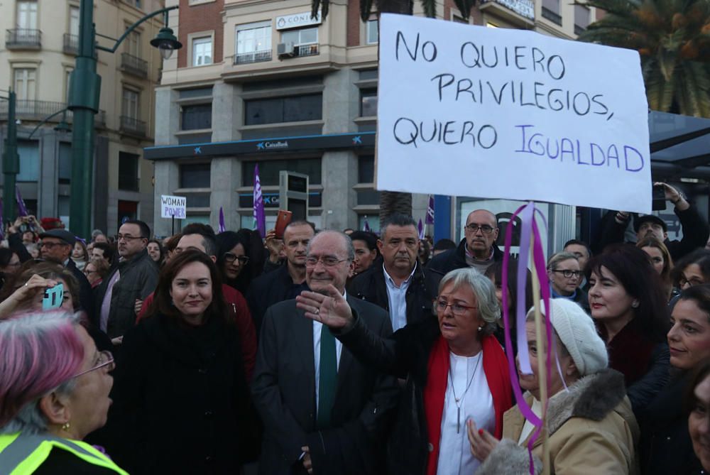 Miles de manifestantes colapsan el centro de Málaga en una marcha que comenzaba con polémica con Francisco de la Torre