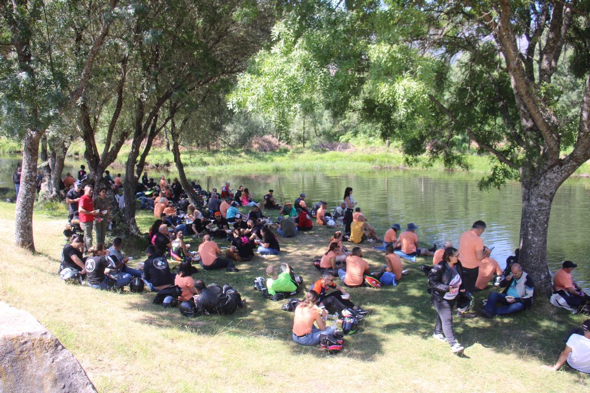Sanabria despide la multitudinaria concentración de motos