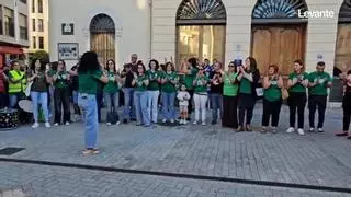Profesores y familias de Tavernes de la Valldigna calientan motores para la gran manifestación de este viernes en València: "Sois la dignidad del pueblo"