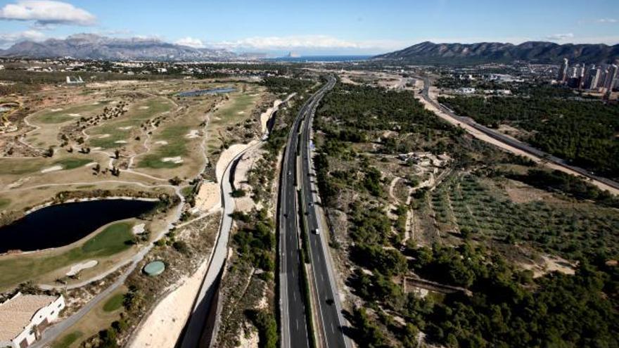 La ruta Alicante-Valencia por Alcoy gana 3.000 usuarios al día