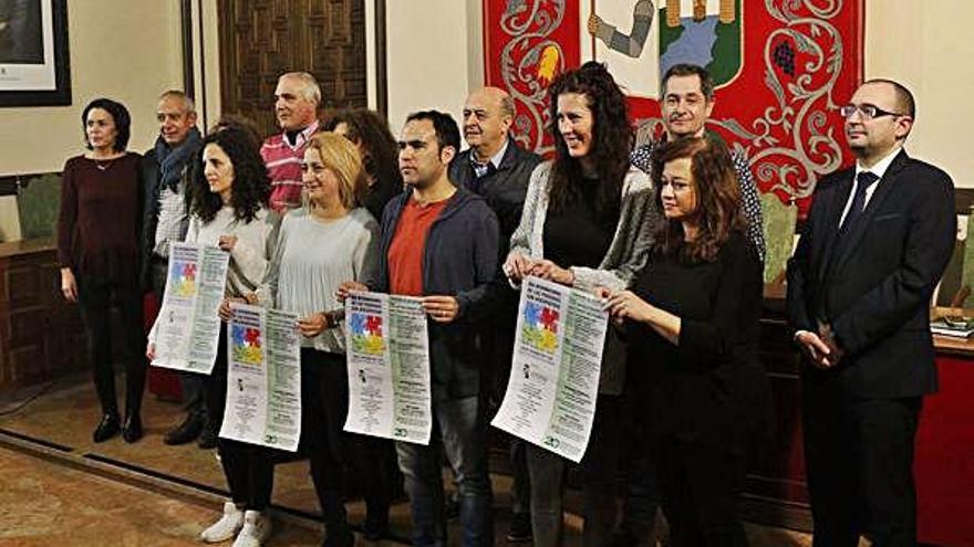 Representantes de las asociaciones participantes durante la presentación del evento.