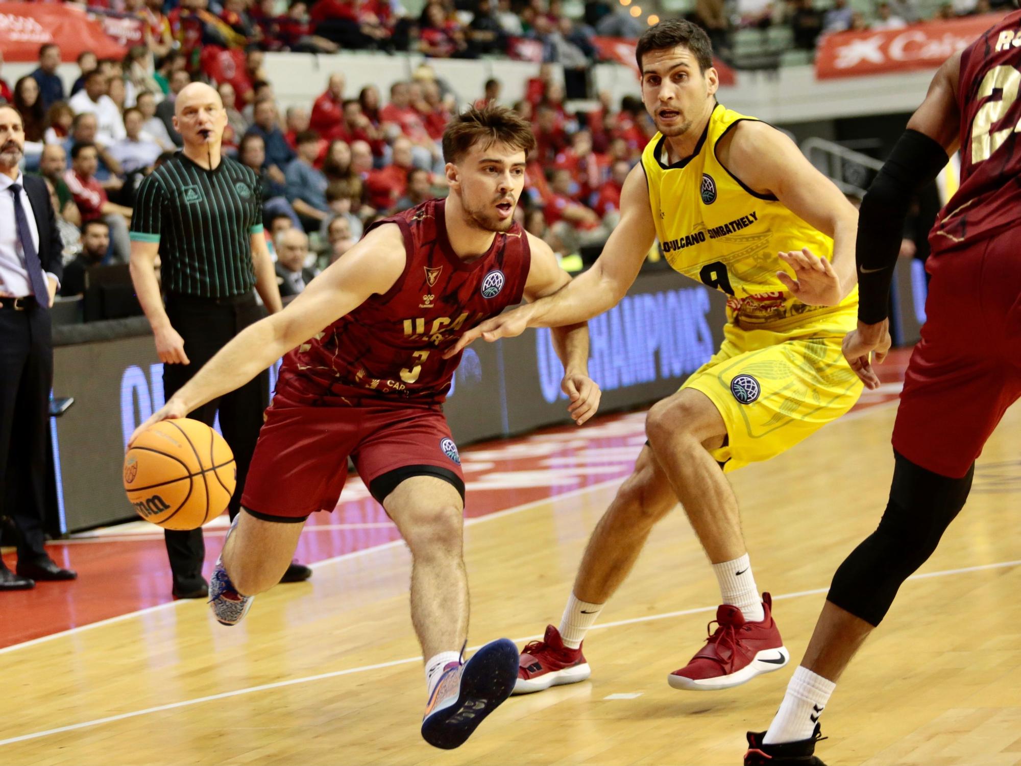 Las imágenes del partido UCAM Murcia - Falco Vulcano