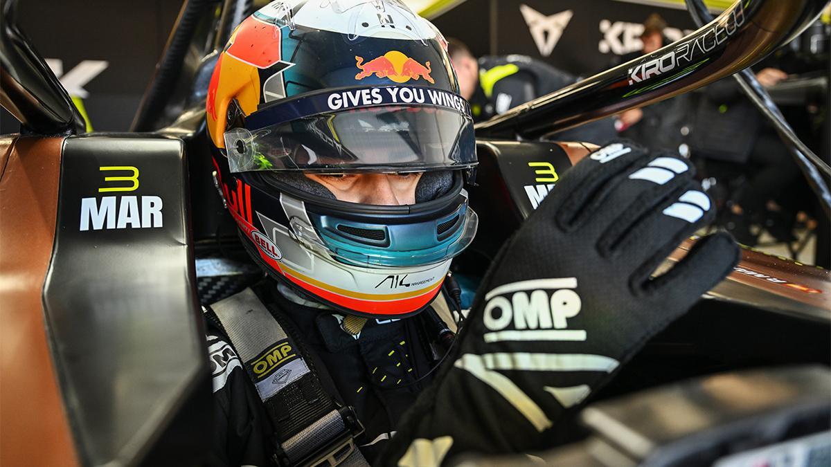 Pepe Martí , en su primer test con Cupra