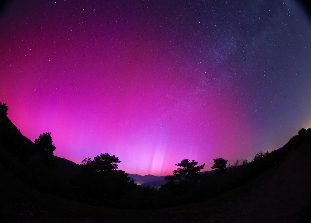 Auroral Boreal en el santuari de Queralt, Berga