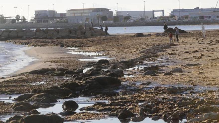 Elche y Santa Pola, aún con las secuelas del temporal