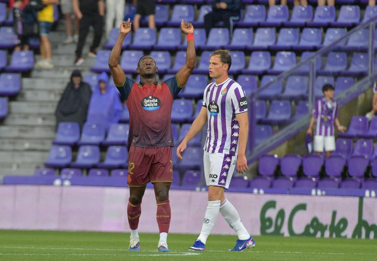 El partido: Nsongo Bil celebrando un gol