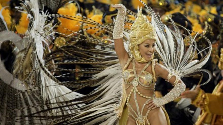 El 'Sambódromo' vibra a ritmo de samba