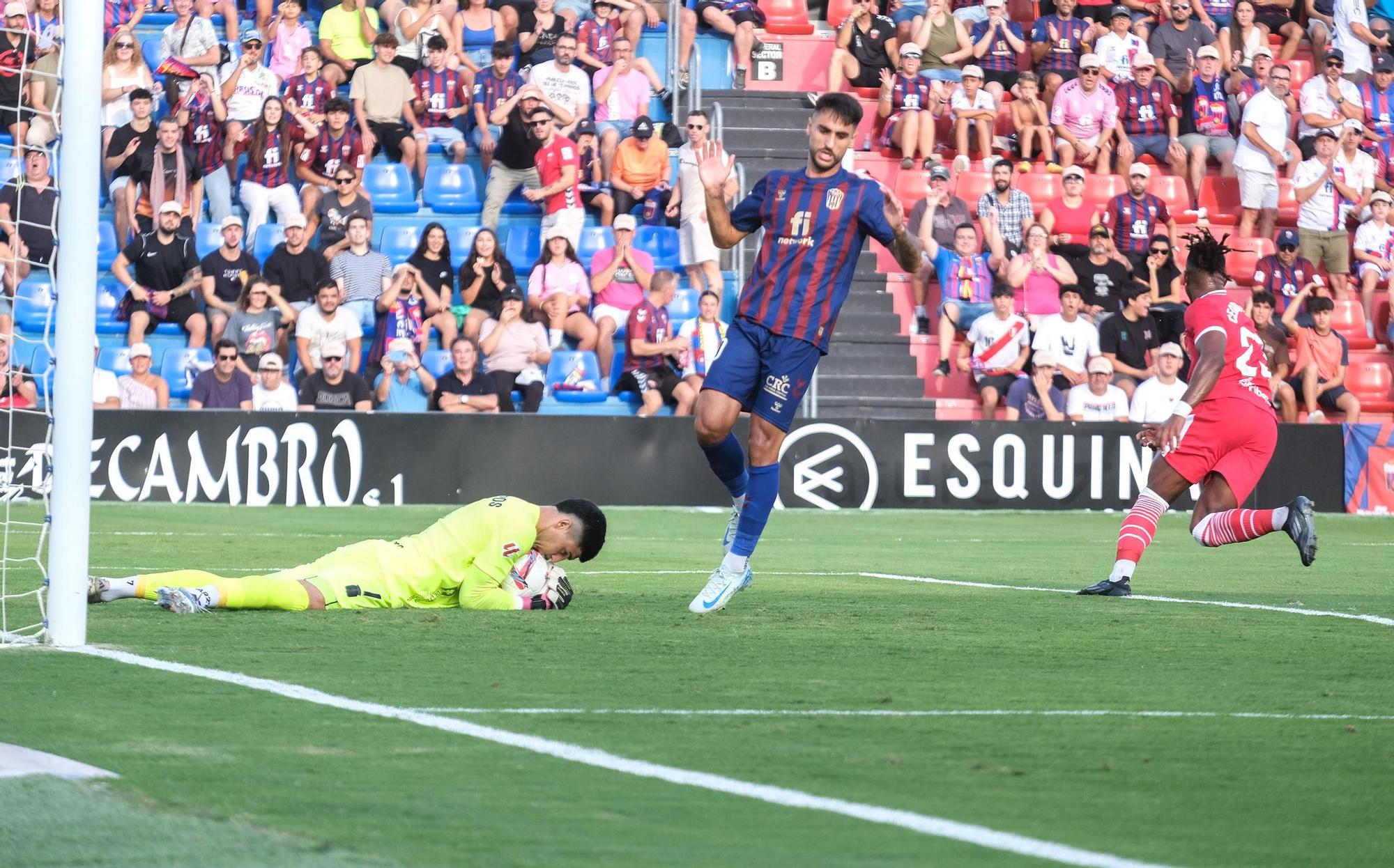 Las mejores imánes del CD Eldense - FC Cartagena (1-2) de la tercera jornada de la Liga Hypermotion