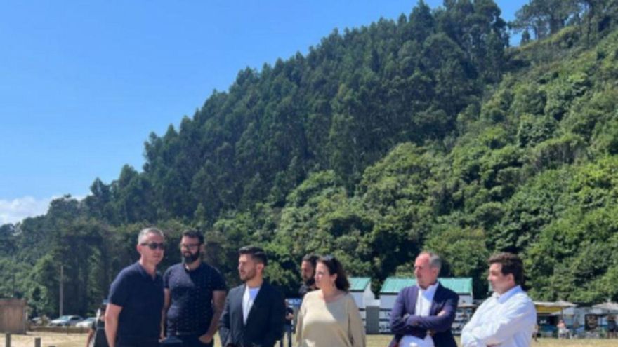 Adriana Lastra visita la obra del Espartal |