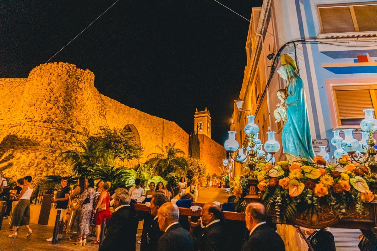 Las fiestas patronales en honor a la Virgen de las Nieves es el momento más esperado del año por los calpinos y calpinas.