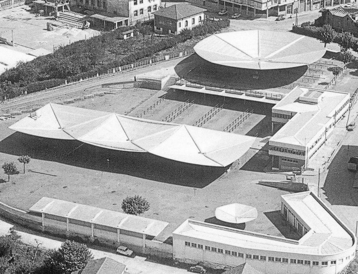 El Palacio de los Deportes de Oviedo. | Fotografía de Álex Fernández-Llamazares