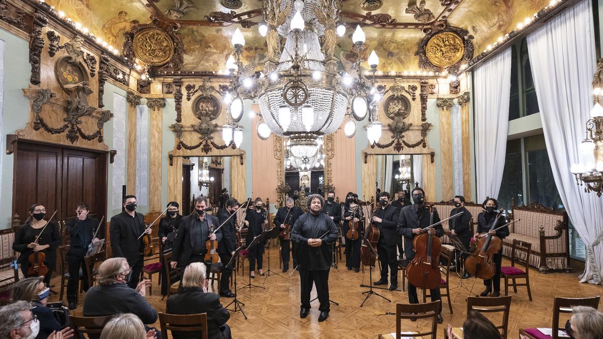 La orquesta en un concierto en el Real Liceo Casino de Alicante.