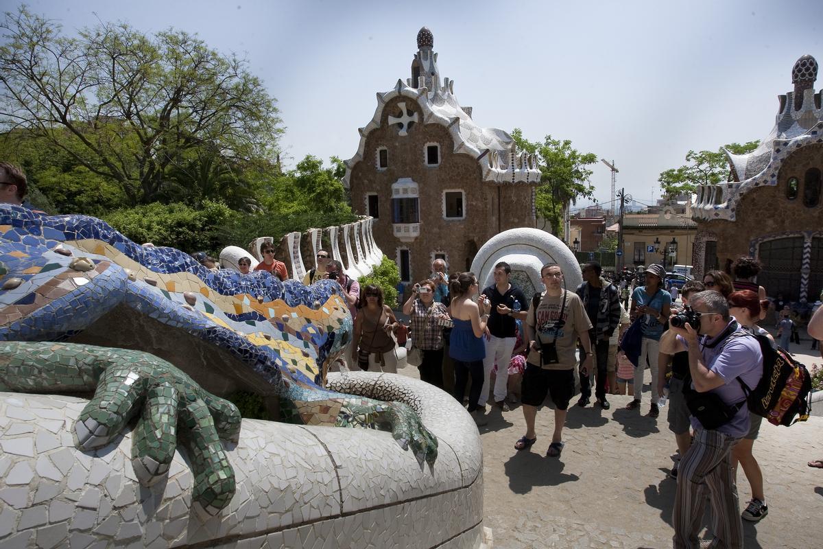 El parc Güell tornarà a donar visites guiades per Setmana Santa