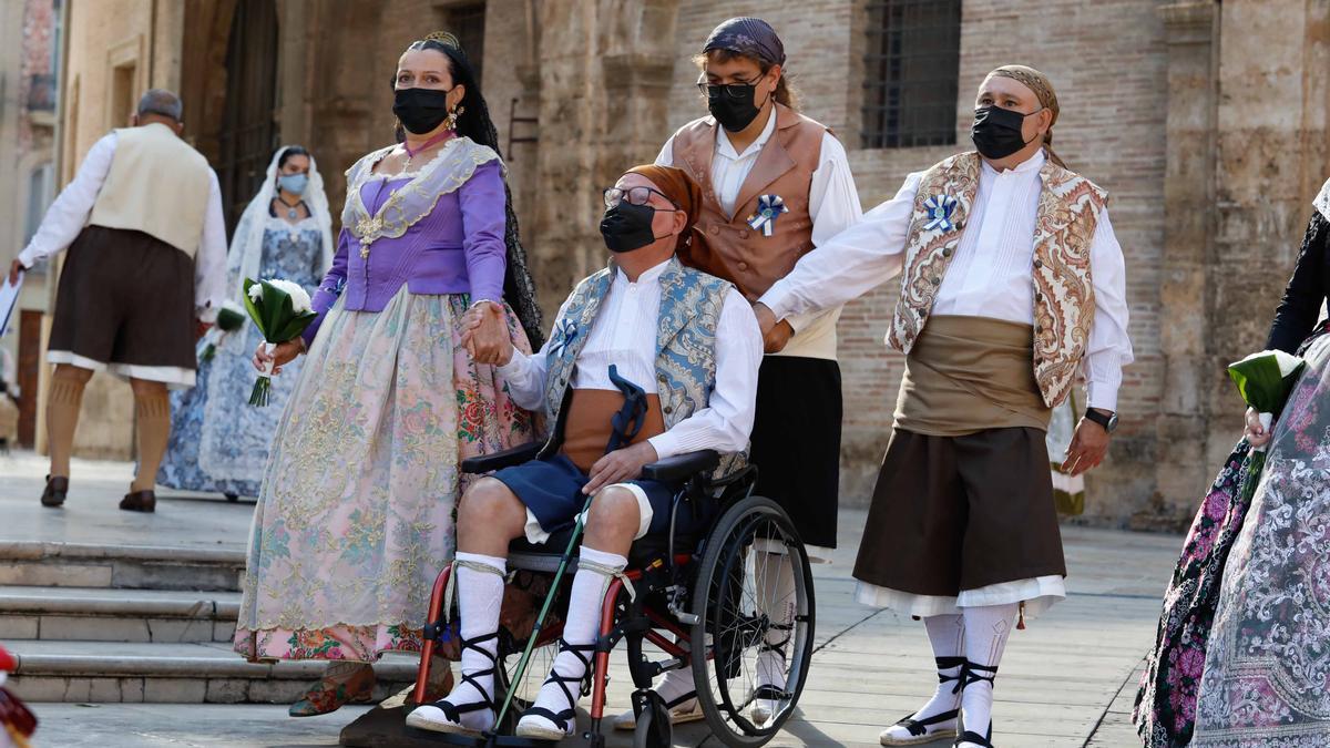 Búscate en el segundo día de Ofrenda por las calles del Mar y Avellanas (entre las 10:00 y 11:00 horas)