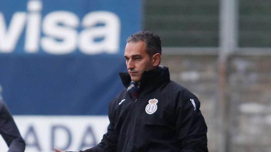 Pablo Lago, entrenador del Avilés.