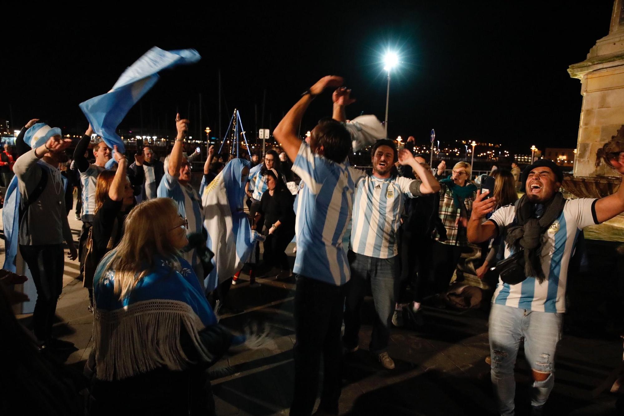 En imágenes: Gijón celebra el Mundial de Argentina como propio