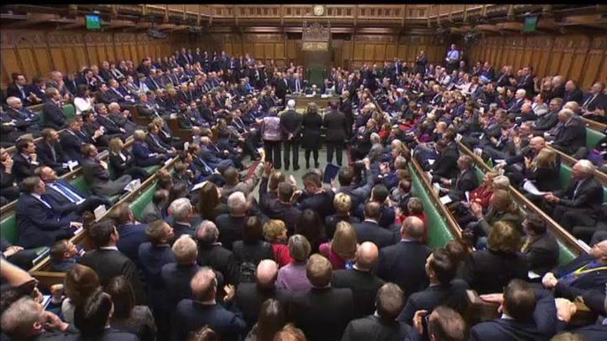 May deberá someter al Parlamento las decisiones sobre el 'Brexit'
