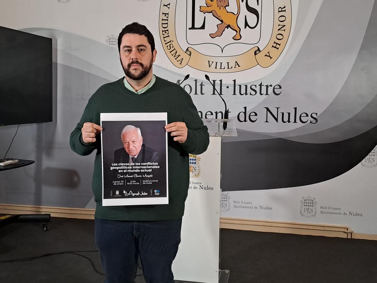 El alcalde ha presentado la primera conferencia del año del ciclo 'Ágora Nules'.