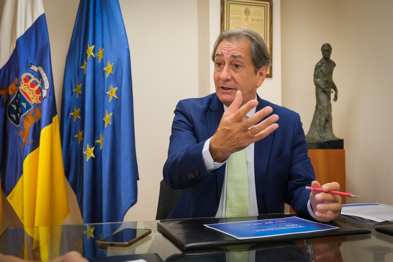 Luis Padrón por el congreso de Cámaras de Comercio