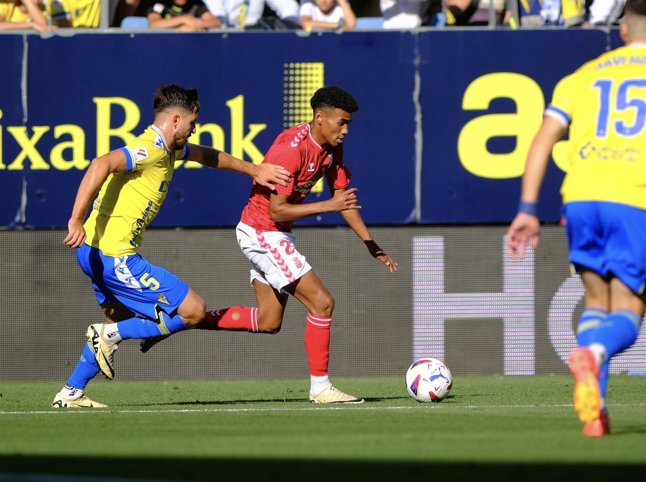 El partido Cádiz CF-UD Las Palmas, en imágenes