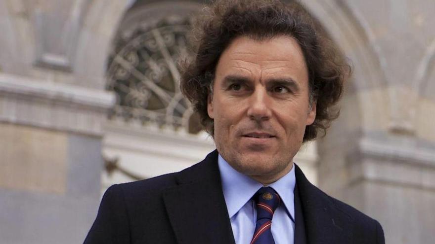 El ovetense que fue torero y ahora es un truhan, es un señor: así es el Julio Iglesias asturiano