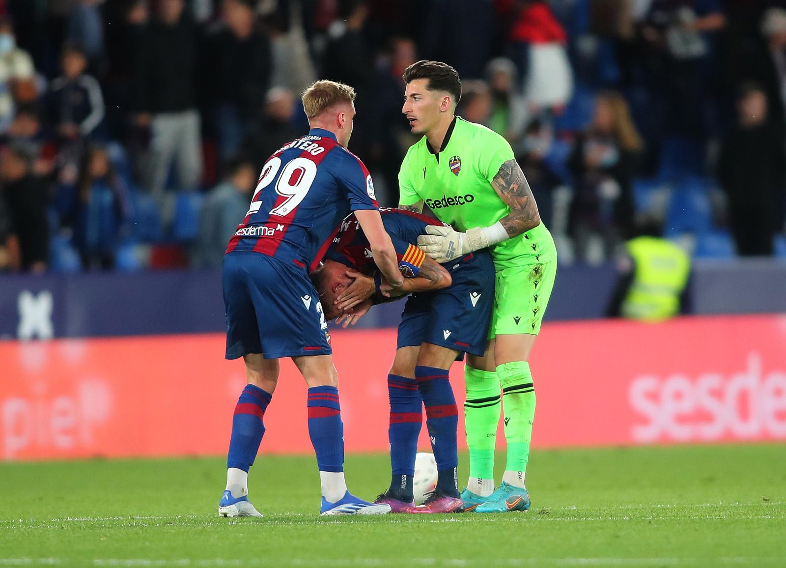 Las lágrimas de Morales tras el Levante-Sevilla