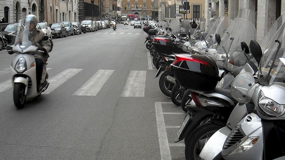 El accidente lo protagonizó un motorista en Castelló.