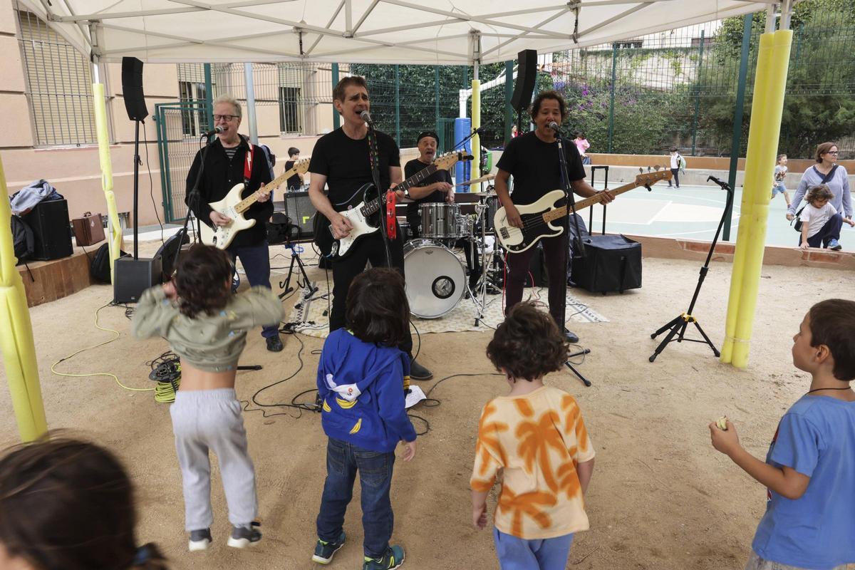 Los Rubinoos, en el instituto escuela Projecte.