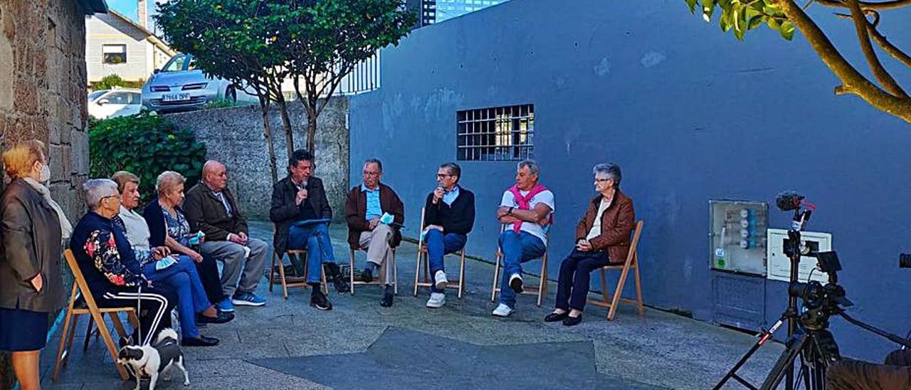 Grabación el pasado viernes con los vecinos de San Sebastián.  | // D.P.