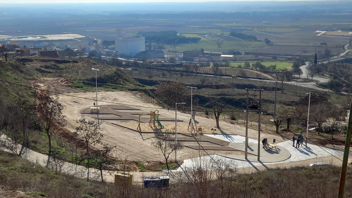 Zona para autocaravanas habilitada por el Ayuntamiento en el barrio del Carmen