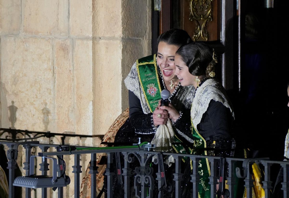 Un Vítol! de tradición, pirotecnia y luz pone fin a unas fiestas multitudinarias en Castelló