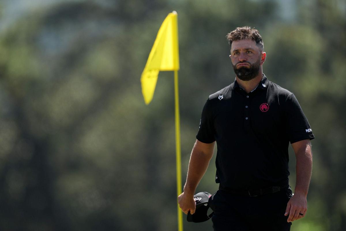 Jon Rahm, en el hoyo 18 del Masters de Augusta tras la segunda jornada.