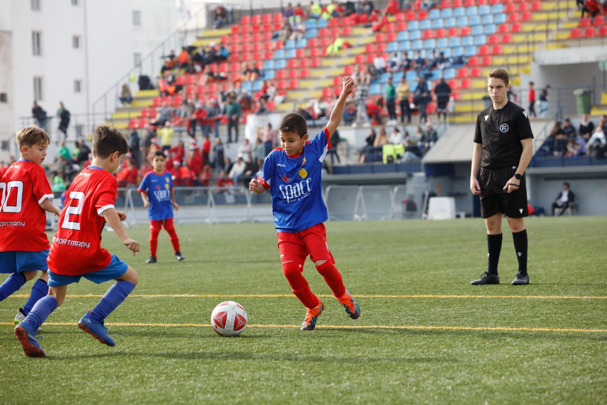 Todas las imágenes del torneo de fútbol Fibwi en Ibiza