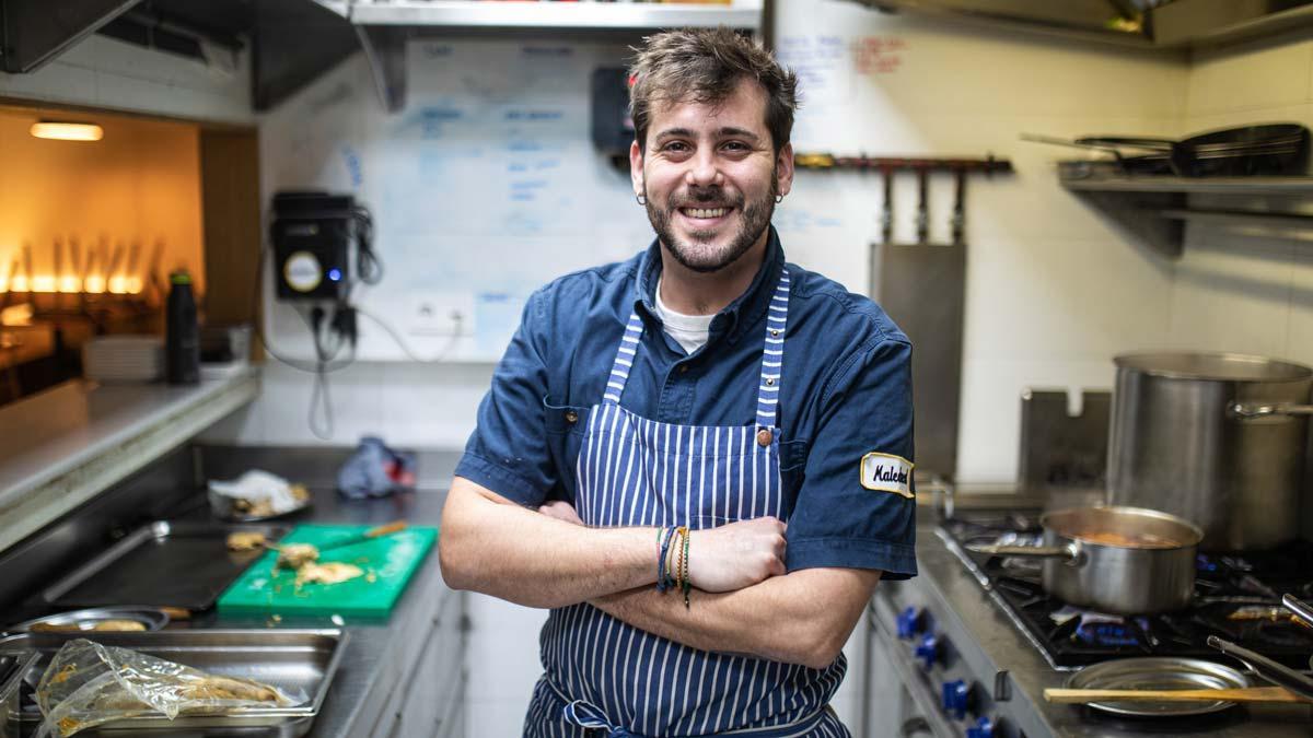 El chef Víctor Ródenas, en las cocinas de Maleducat.