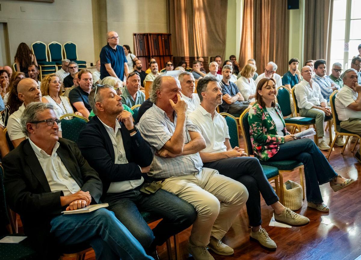 Les imatges de la jornada "L’Empordà i el Corredor Mediterrani" Les imatges de la jornada "L’Empordà i el Corredor Mediterrani"
