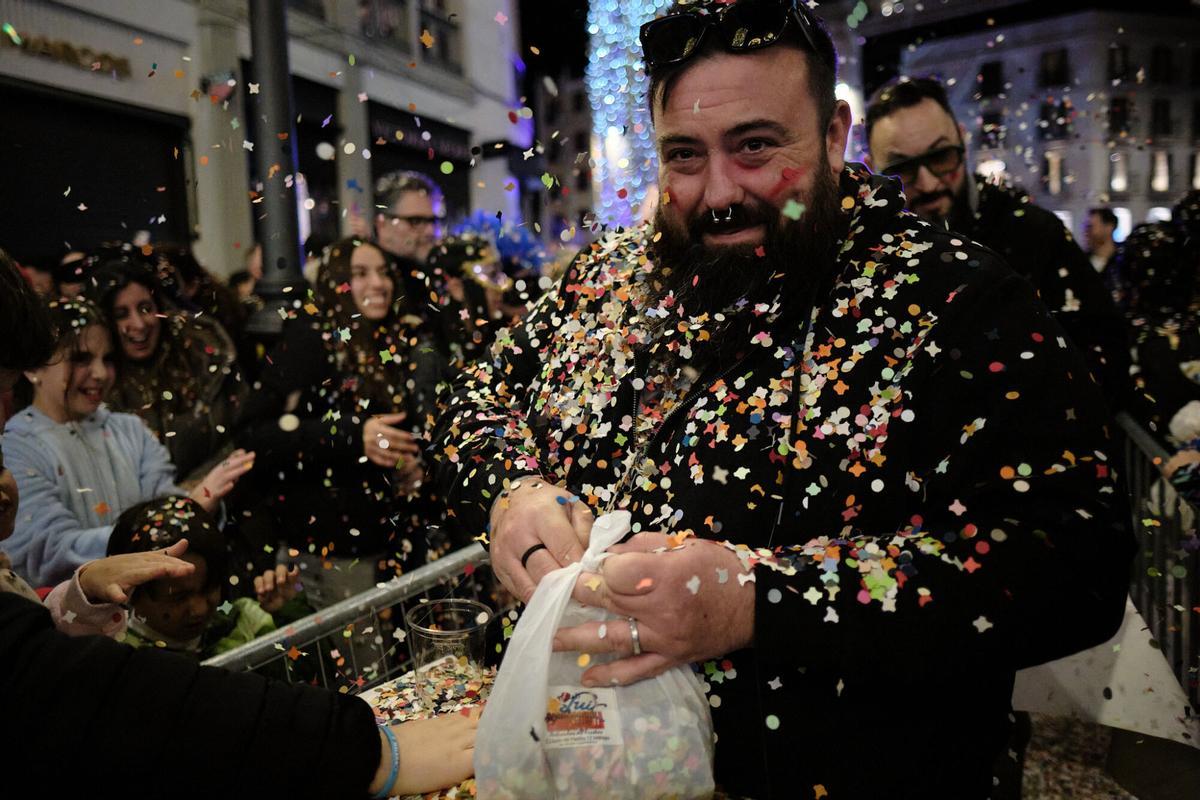 La batalla de las flores en el Carnaval de Málaga 2026