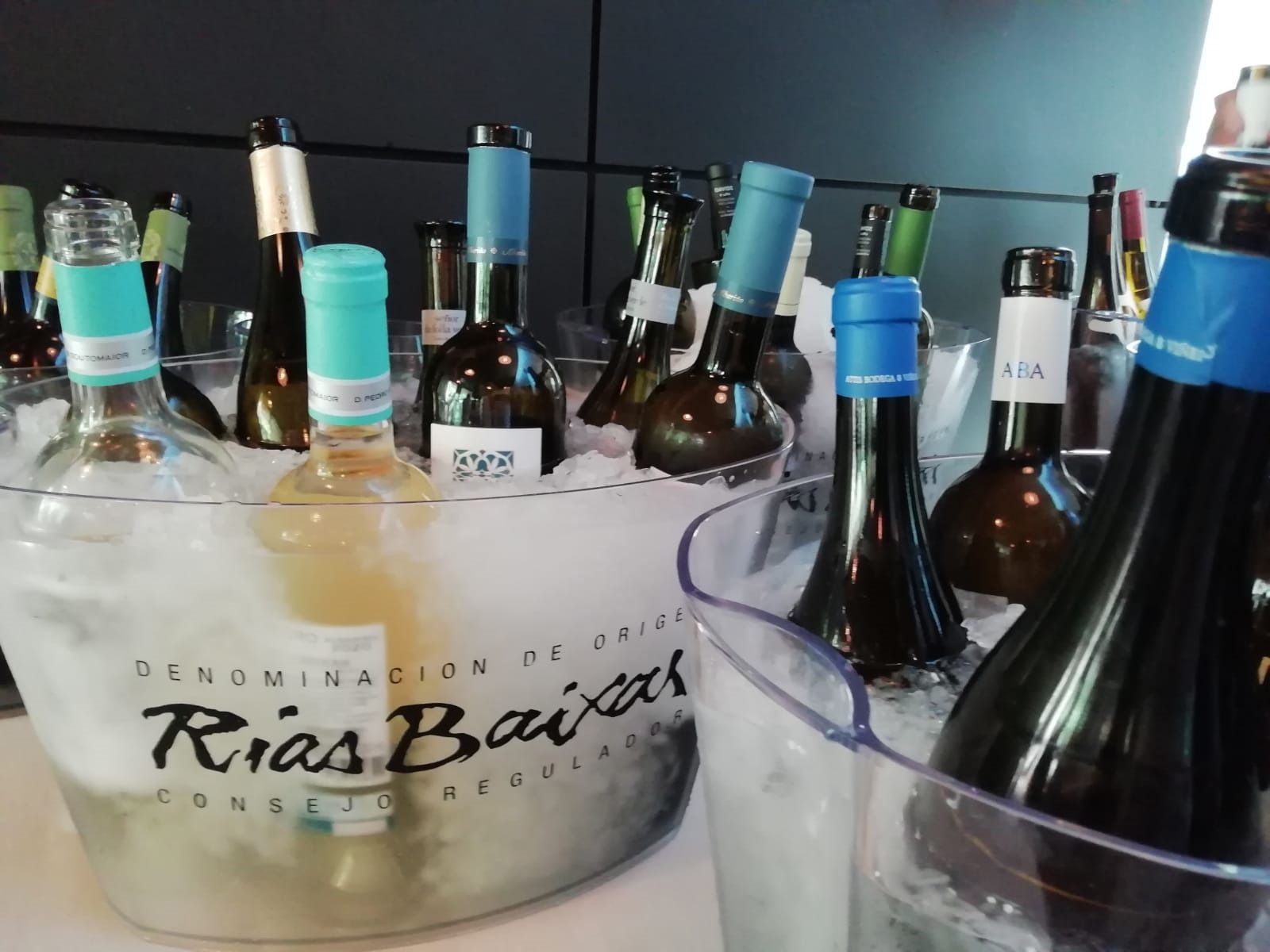 En el Túnel del Vino celebrado en el  Salón Real del Hotel Ritz de Madrid participaron 51 bodegas con 97 marcas.