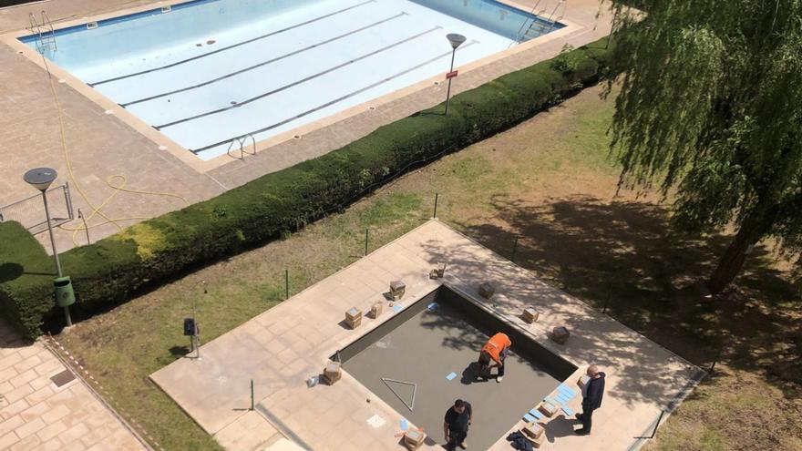 Los vecinos adelantan el llenado de las piscinas por miedo a los cortes