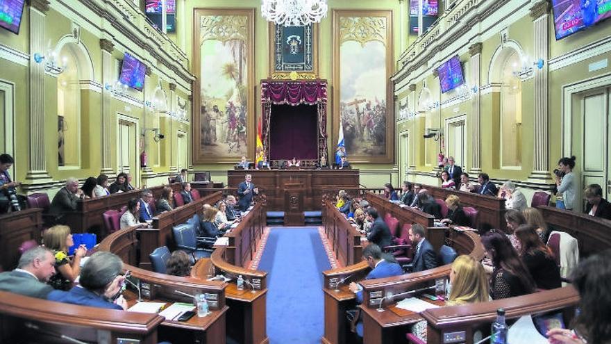 Canarias se juega un Estatuto de vanguardia tras 21 años sin tocarlo