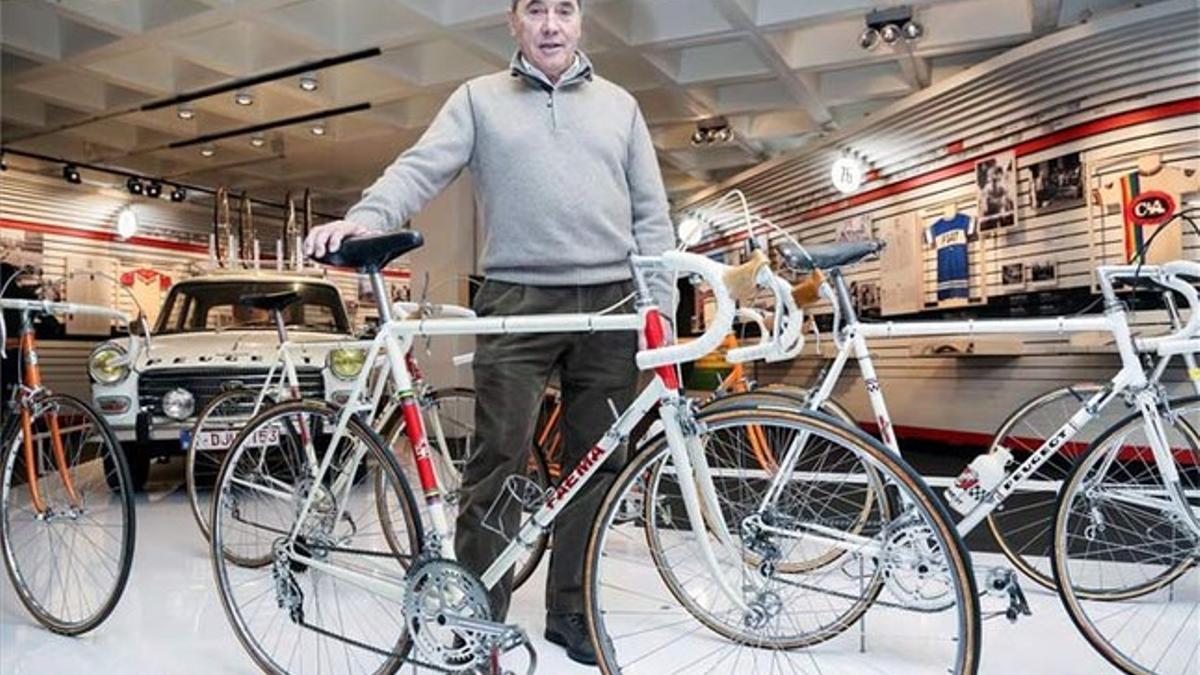 Eddy Merckx mostró su rechazo al dopaje tecnológico