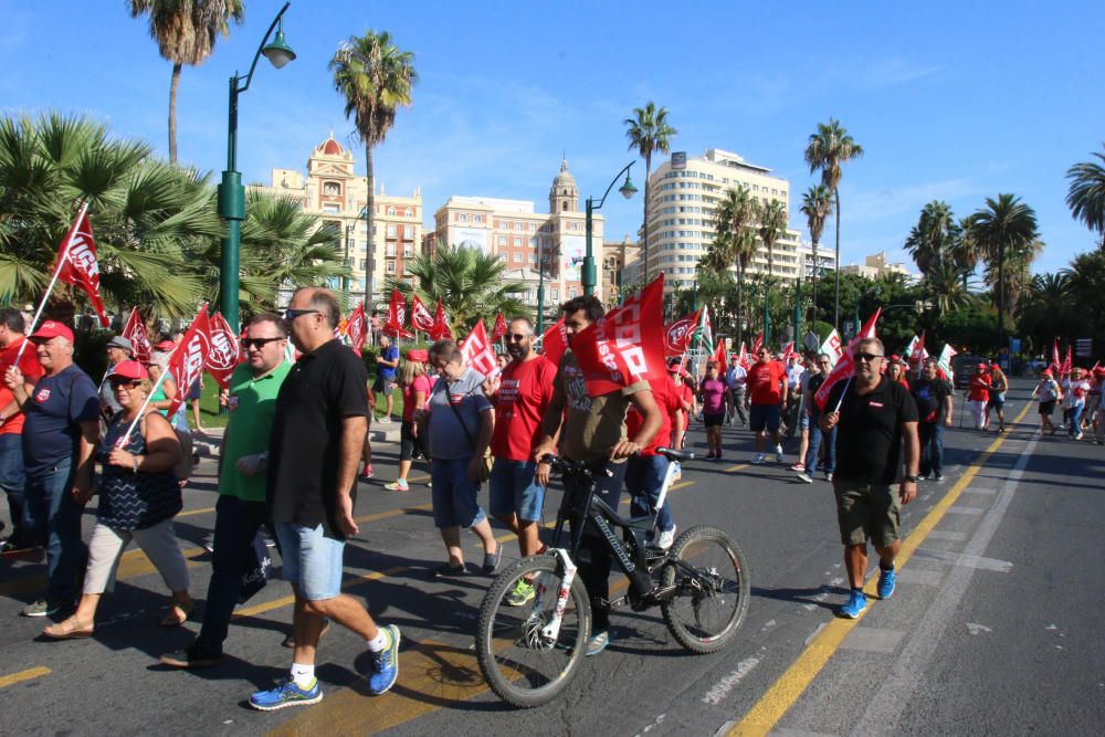 Casi mil personas participan en Málaga en la Marcha por las Pensiones