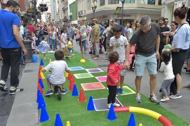 Rebajas y apertura dominical en Triana