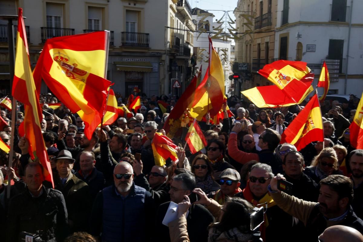 Vox se concentra por el respeto a la Constitución