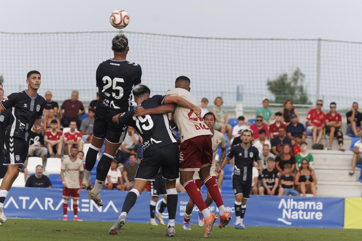 Las mejores imágenes de la primera victoria de pretemporada del Real Murcia frente al Eldense