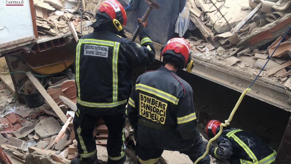 El techo de una vivienda unifamiliar de Benicàssim se derrumba sin causar heridos