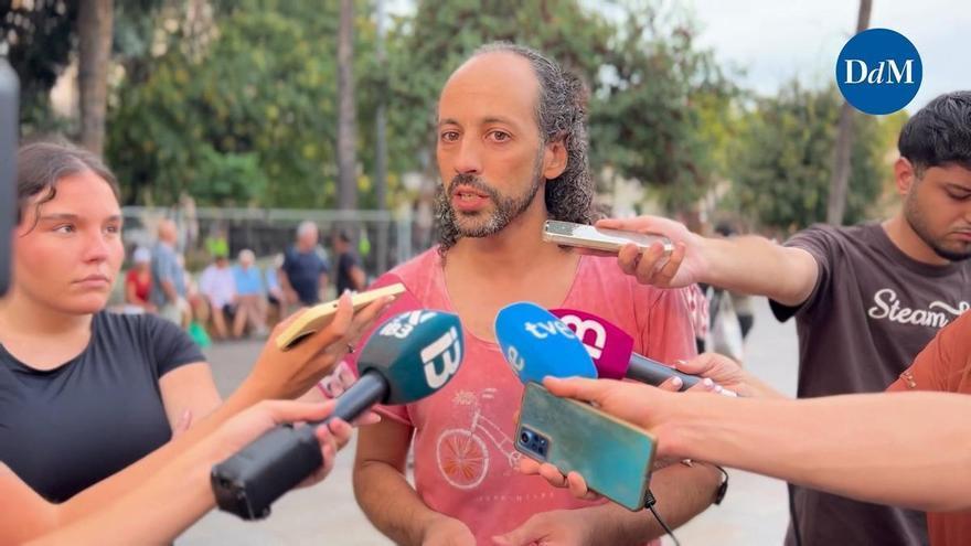 Activistas por la vivienda se reúnen en la plaza de España de Palma y descartan una acampada "si no sirve para avanzar"
