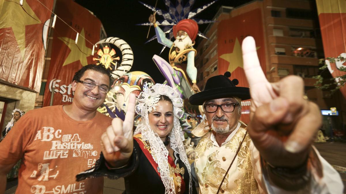 Pere Baenas, a la izquierda, en la celebración de un premio en Carolinas Altas