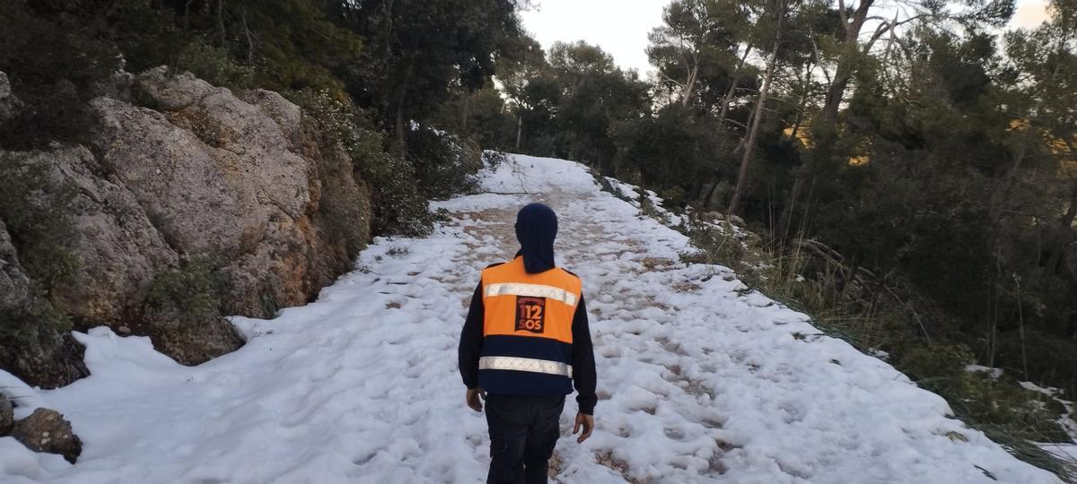 FOTOS | Operativo de búsqueda de los 13 menores perdidos en la Comuna de Bunyola FOTOS | Operativo de búsqueda de los 13 menores perdidos en la Comuna de Bunyola