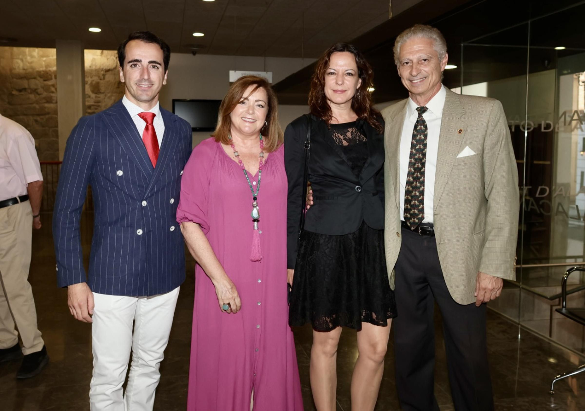 I ciclo de coloquios taurinos en Alicante en el centenario de Paquito Esplá: "Dinastía Bienvenida"